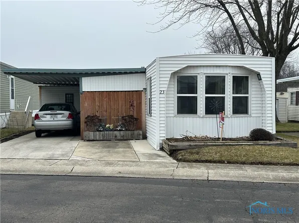 60 N State Route 101 #23, Tiffin, OH 44883