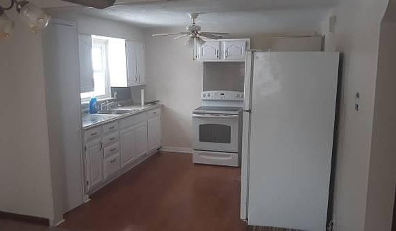 2nd image of 125 Carmella Dr