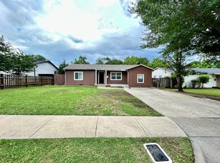 2304 Muret St, Irving, TX 75062