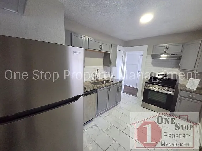 4224 Agnes Ave — Photo 7
