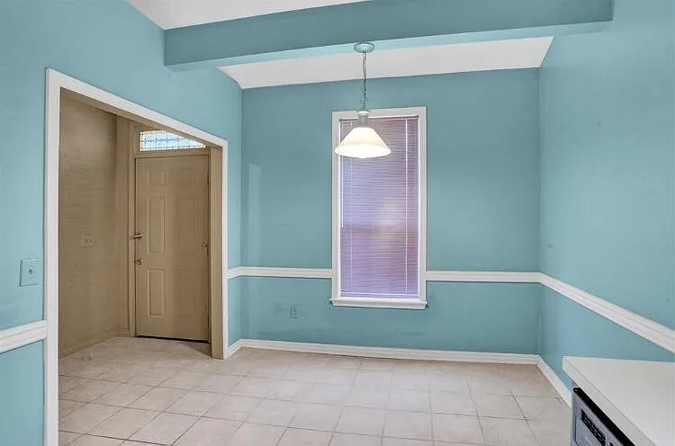207 Northtown Dr — Photo 7