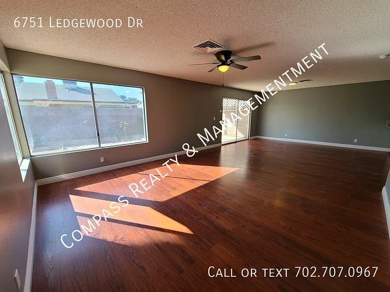 6751 Ledgewood Dr — Photo 26