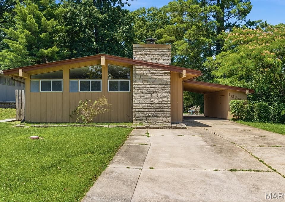 1st image of 1029 Coffey Ct