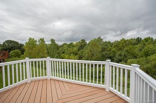 Maintenance-free deck