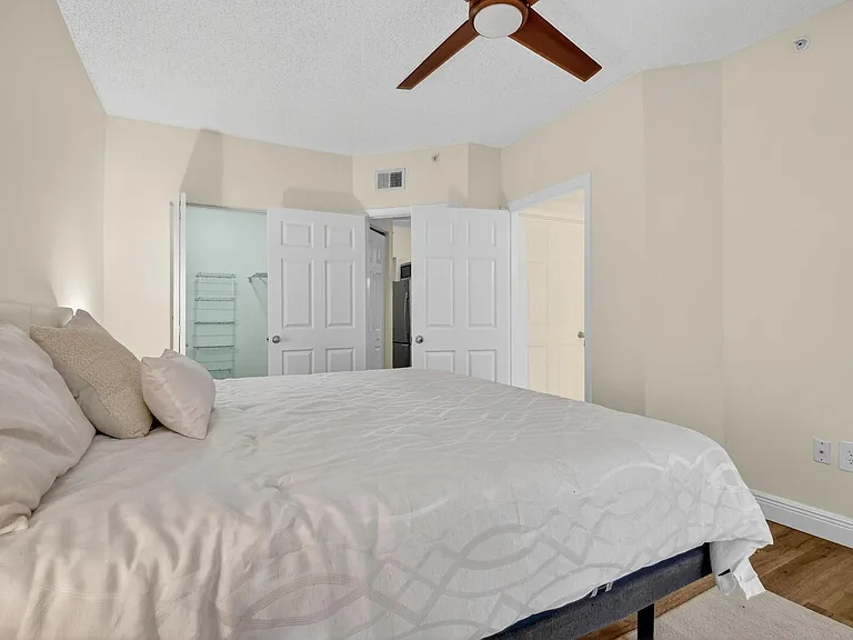 3212 Tuscany Way #3212 — Photo 6