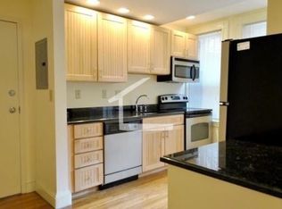 199 Commonwealth Ave #2B, Boston, MA 02116