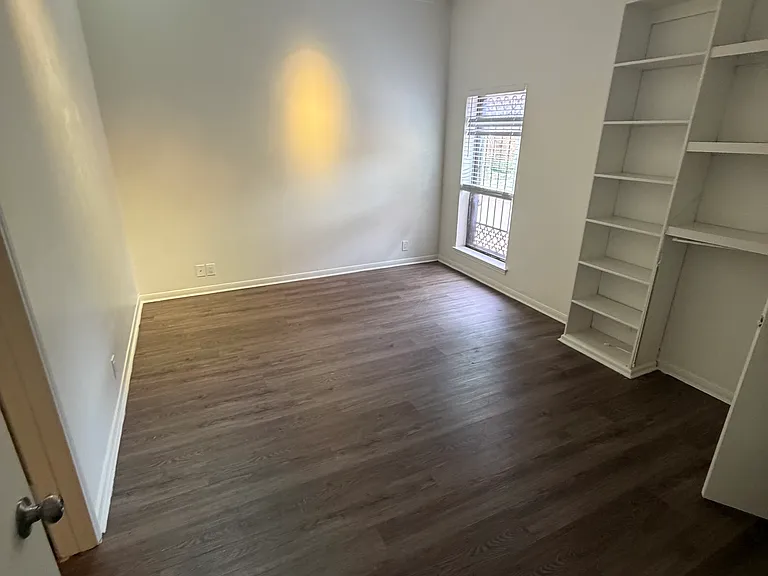 3201 Squireswood Dr — Photo 5