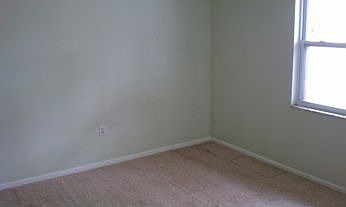 4th image of 1615 Lawton Ln