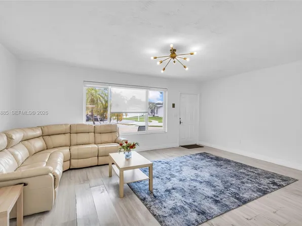 1600 NW 120th Ave, Pembroke Pines, FL 33026