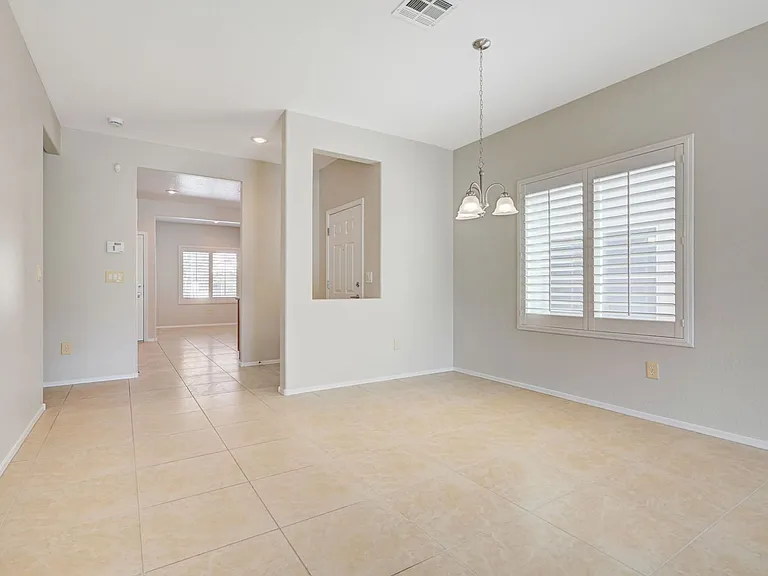 7925 Fantail Dr — Photo 9