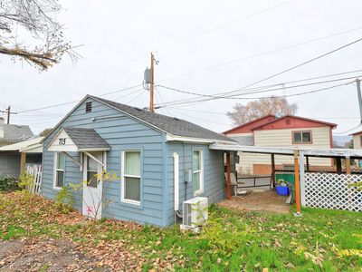 715 W 12th St, The Dalles, OR, 97058