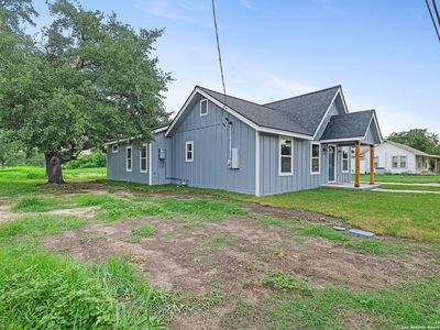 304 E westmeyer, Poth, TX, 78147