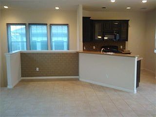2nd image of 1904 Tripshaw Ln #90C