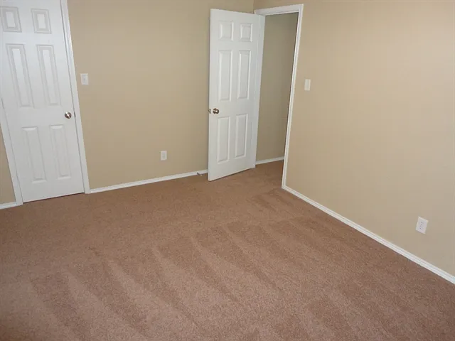 5512 Parkview Hills Ln — Photo 14