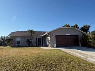 1242 Ermine St E, Lehigh Acres, FL 33974