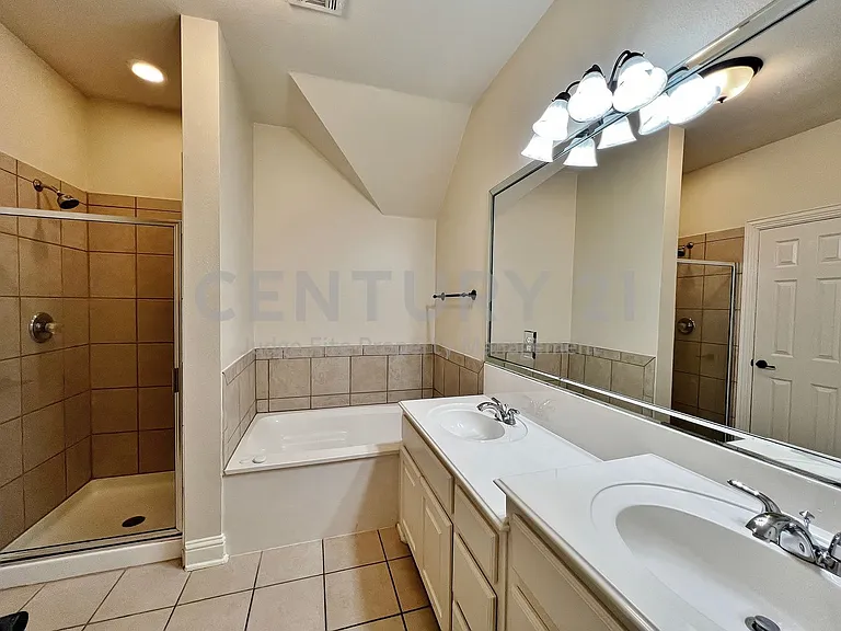 5808 La Vista Dr — Photo 24
