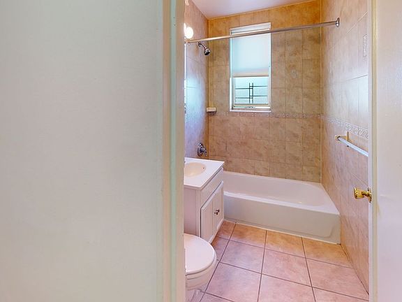 3rd image of 1491 Shore Pkwy APT 6F