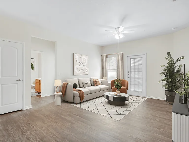 Frontier East Apartments — Photo 21