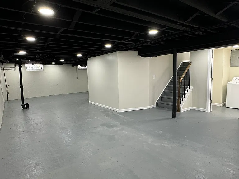 9914 Fox Ave — Photo 24