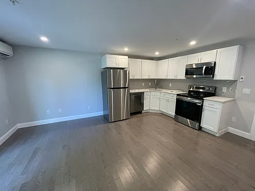 Bank St Photo 1 Bank St Photo 1