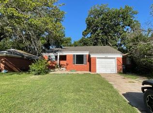 1004 N Market Ave, Shawnee, OK 74801