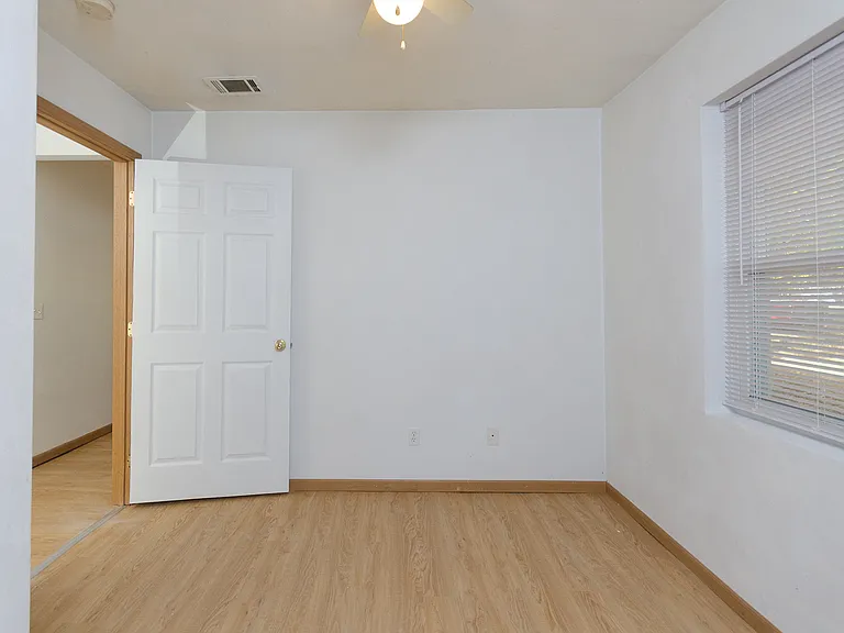 4607 Ruth St #B — Photo 9