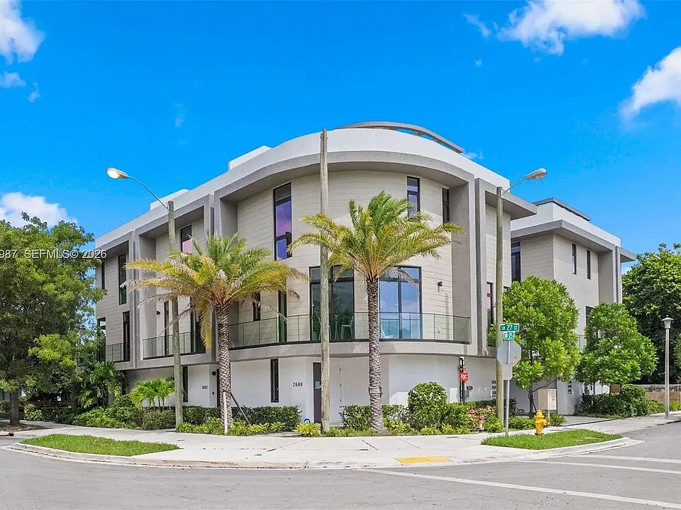 2688 SW 25th Ave