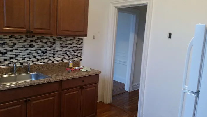 Rented by Max & Associates Realty Corp | media 18