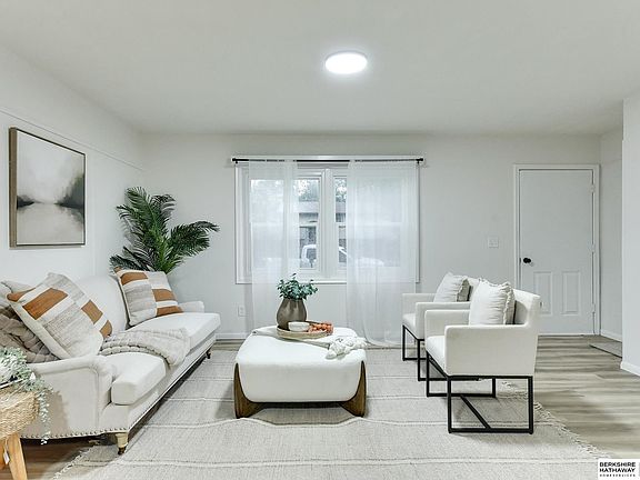 3rd image of 7017 S 32nd Ave