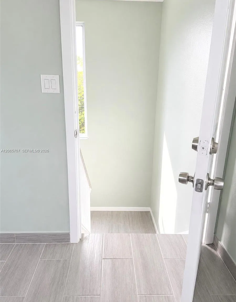 Hialeah 5th Addn Rev Pl — Photo 3