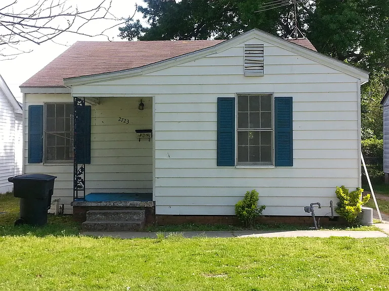 2723 Fulton St — Photo 1