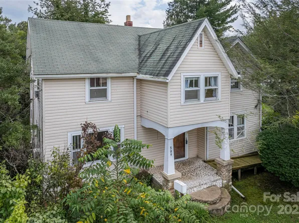 589 Pisgah Dr, Canton, NC 28716