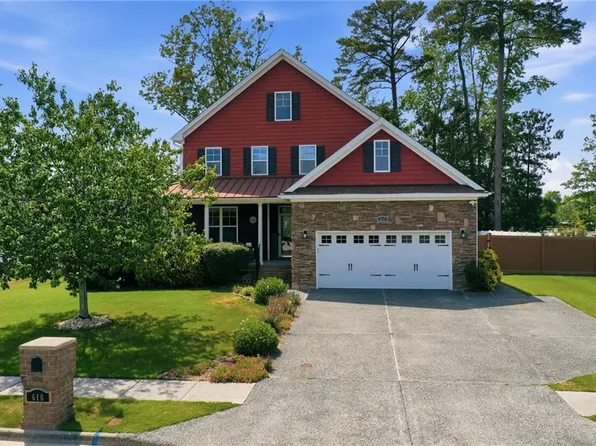616 Flint Chip Dr, Chesapeake, VA 23320