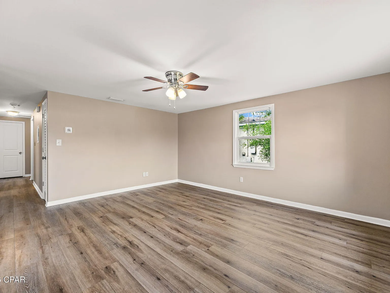 3 bed, 1151 sqft, $1,850 — Photo 4