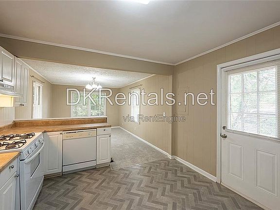 5th image of 808 Meadow Pl