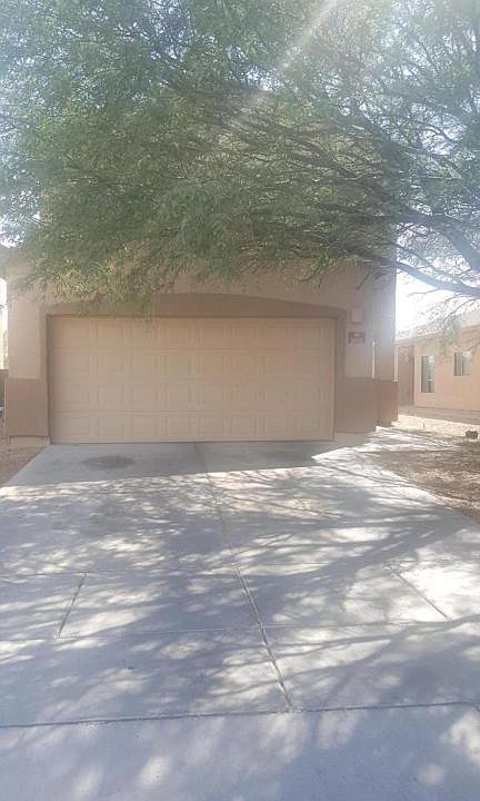 2nd image of 3642 E Drexel Manor Sv