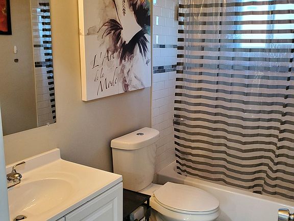 4th image of 335 Carlos St #2