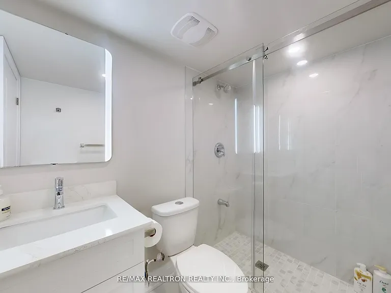 418 Marybay Cres #LOWER — Photo 19