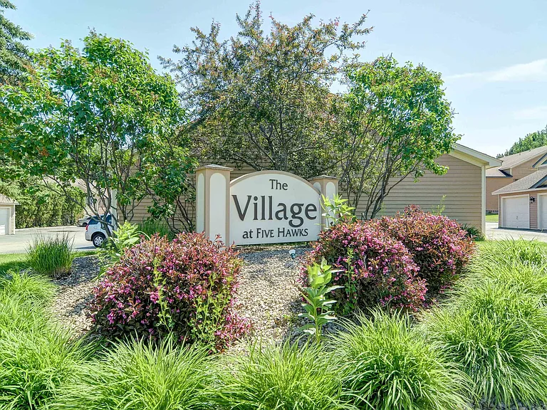 The Village at Five Hawks — Photo 20