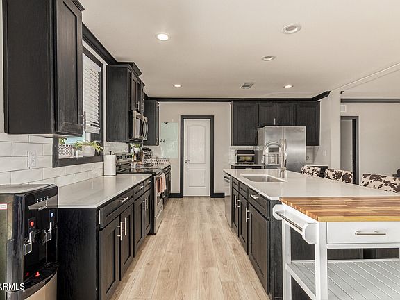3rd image of 28203 N 255TH Avenue