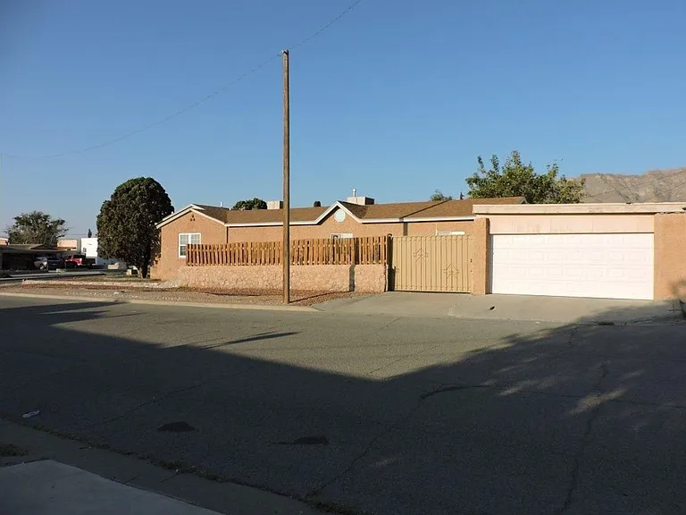 3531 Jefferson Ave — Photo 3