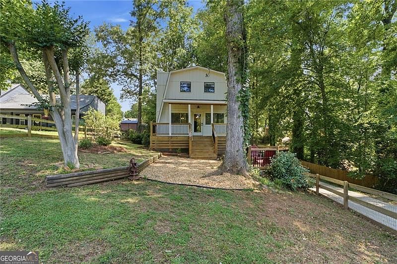 1st image of 3250 Marine Rd