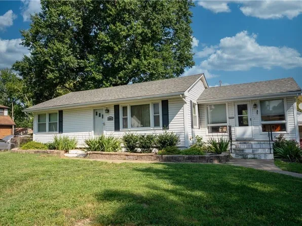 9608 E 33rd St, Independence, MO 64052