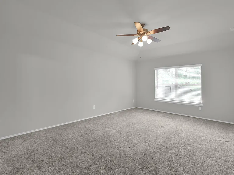8011 Dauntless Dr — Photo 19