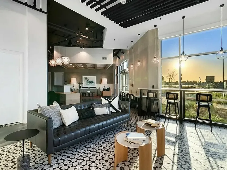 805 Riverfront