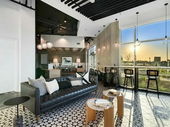 805 Riverfront St #1-464