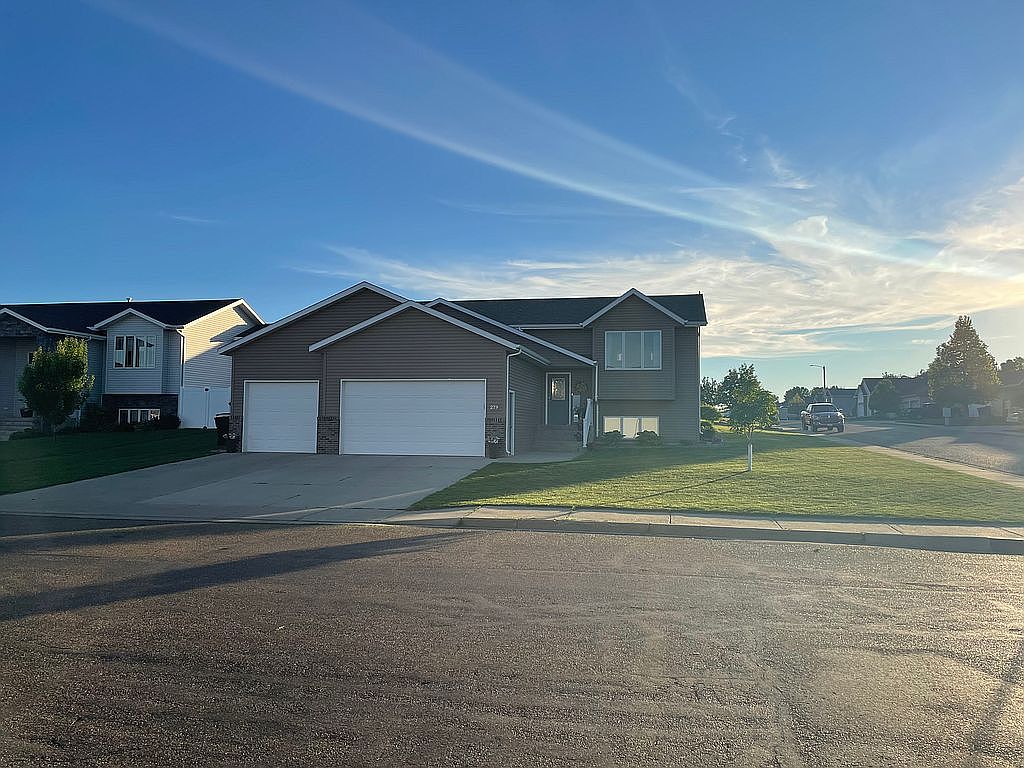 279 19th Ave W, Dickinson, ND 58601 Zillow