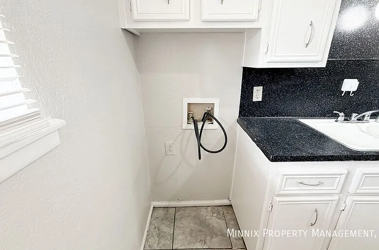 7303 Avenue X #103 — Photo 9