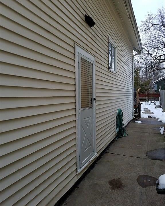 1st image of 21 Fisher St