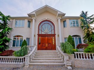 153 Four Corners Rd, Staten Island, NY 10304